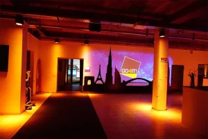 Gang vor einem Studio im Studio4.DIGITAL von GO4IT