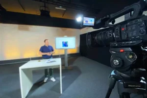 Kamera in Fokus während einer Aufnahme